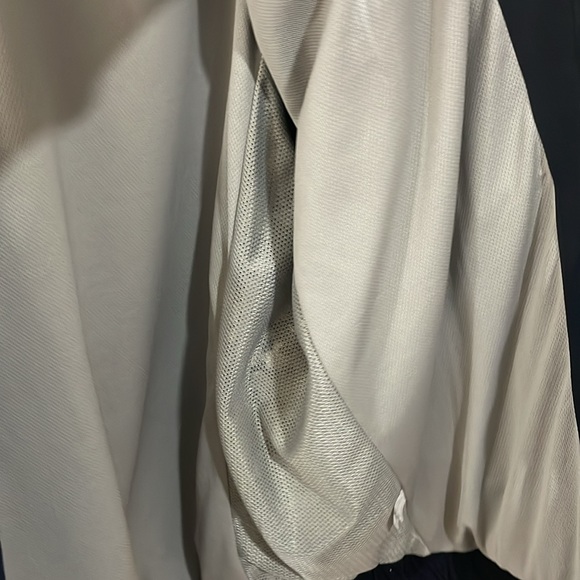 Gap Outwear Rain Jacket - Picture 4 of 8